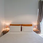 Vittoria Urban Chic - Elegant Apartment In The Heart Of Rome